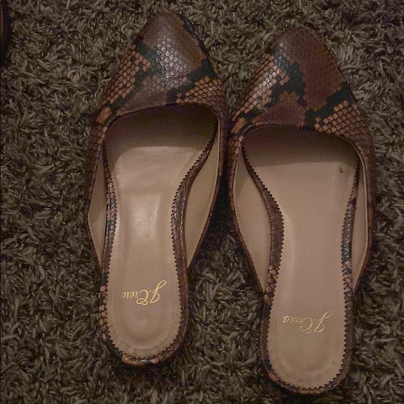 J. Crew Brown Snake Print Women's Shoes - Picture 1 of 4